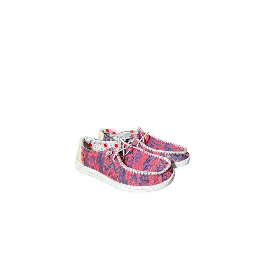 HEYDUDE Wendy Crochet Fairhope Multi sneaker Lightweight Easy Slip On Size 6 NEW